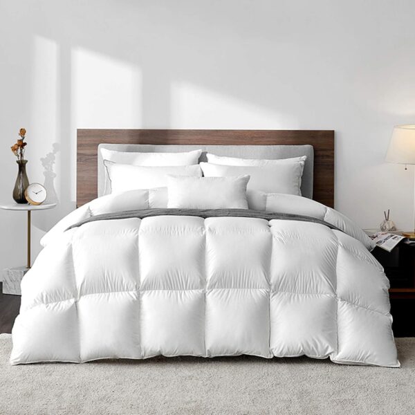 Highland Feather Hungarian White Goose Down Comforter 750 Super Fill Power Fluffy 500 Thread Count Duvet Insert Manufactured in Canada Luxurious Ultra-Soft Cotton Light Breathable - King Summer